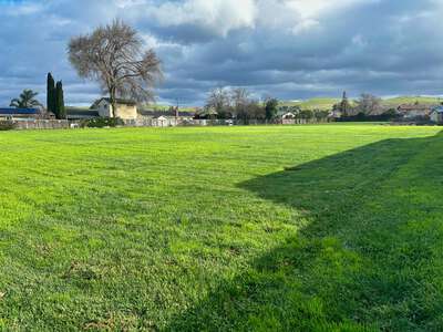 Frederiksen Elementary School Field - Practice in Dublin
