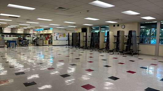 Alexander Graham Middle School Cafeteria in Charlotte 3