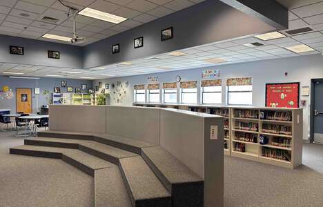 Franklin D. Roosevelt Elementary School Library in Nampa 4