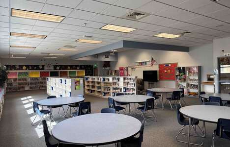 Franklin D. Roosevelt Elementary School Library in Nampa 2