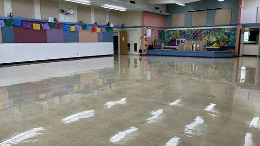 Buena Vista Spanish Immersion School Cafeteria in Eugene