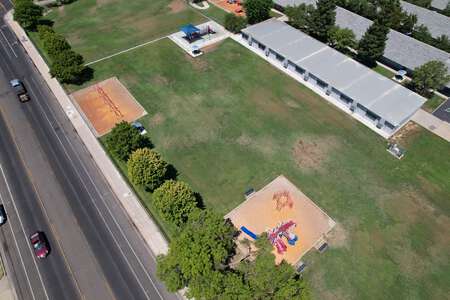 Vinland Elementary School Field - Practice 3 in Fresno