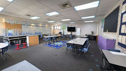T.H.E. Leadership Academy School Classroom Standard in Oceanside 2