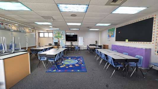 T.H.E. Leadership Academy School Classroom Standard in Oceanside 3