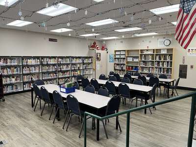 George L. Mosher Elementary School Library in Stockton 3