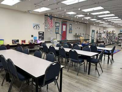 George L. Mosher Elementary School Library in Stockton 4
