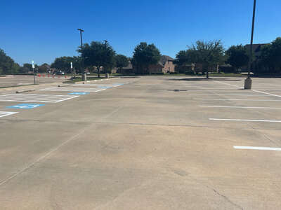 Anna May Daulton Elementary School Parking Lot - Front in Grand Prairie