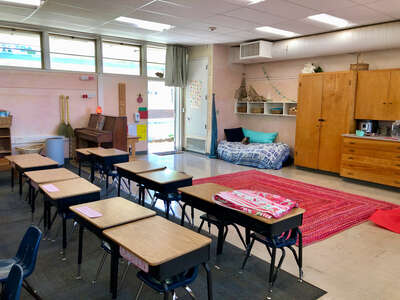 A.M. Winn Public Waldorf School Classroom Standard in Sacramento
