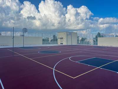Westland Hialeah Senior High School Outdoor Basketball Courts in Hialeah