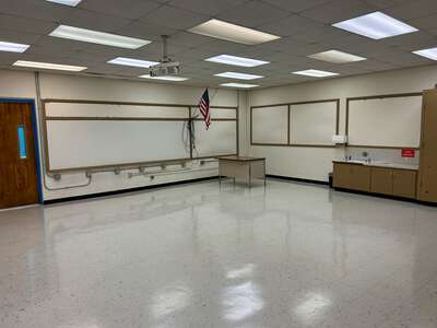 Snapper Creek Elementary School Classroom Standard in Miami 5