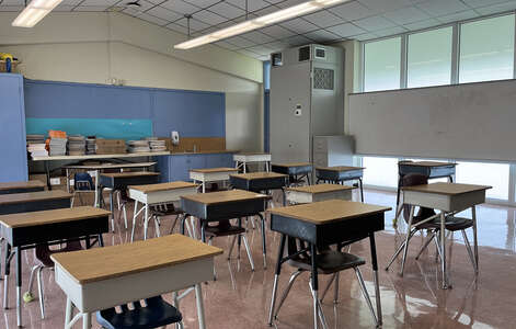 Snapper Creek Elementary School Classroom Standard in Miami 2
