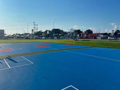 Olympia Heights Elementary School Outdoor Basketball Courts in Miami