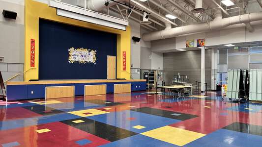 Chávez Elementary School Cafeteria in Eugene