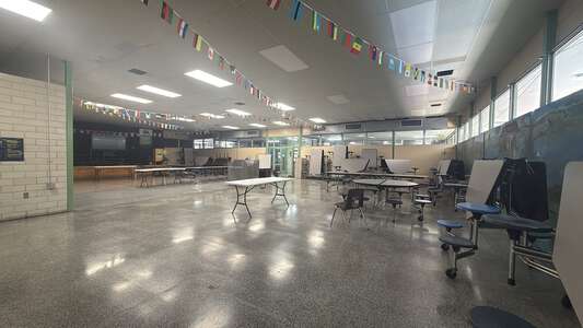 Green Park Elementary School Cafeteria in Metairie 2