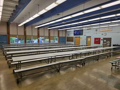 Hosford Middle School Cafeteria in Portland