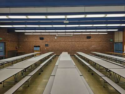 Hosford Middle School Cafeteria in Portland