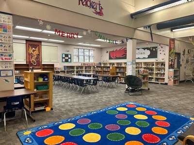 Ellen Feickert Elementary School Library in Elk Grove