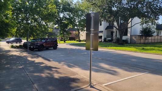 Horn Elementary Parking Lot - Front in Bellaire