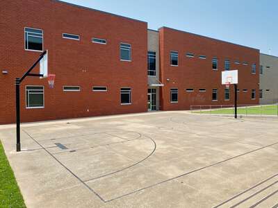 Fulbright Junior High School Outdoor Basketball Courts in Bentonville
