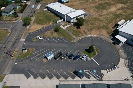 Yujin Gakuen Japanese Immersion Parking Lot in Eugene 2
