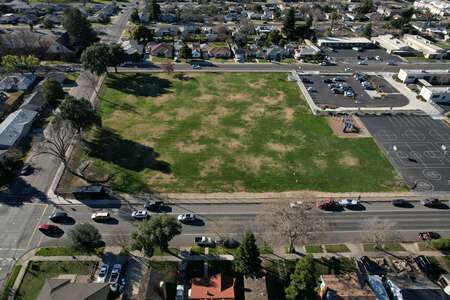 Clyde W. Needham Elementary School Field - Practice in Lodi