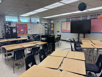 Jean Ribault Middle School Classroom Standard (3 hr min) in Jacksonville
