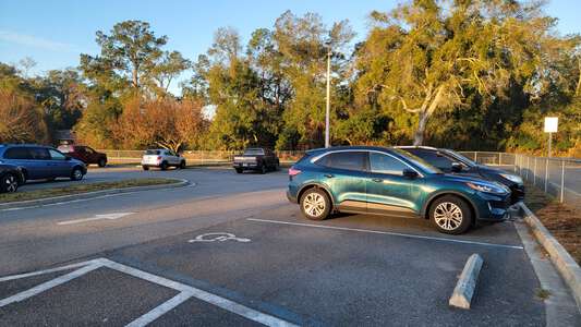 Lakeside Elementary School Parking Lot - Front in Orange Park