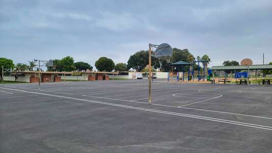 Anza Elementary School Outdoor Basketball Courts/Blacktop in Torrance