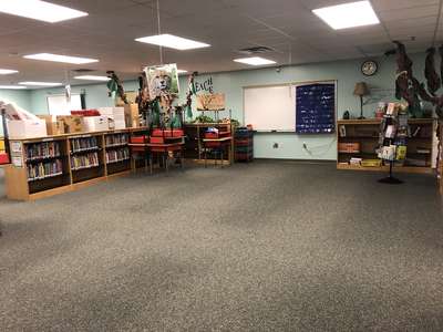 Palmetto Elementary School (School District of Manatee County) Library in Palmetto