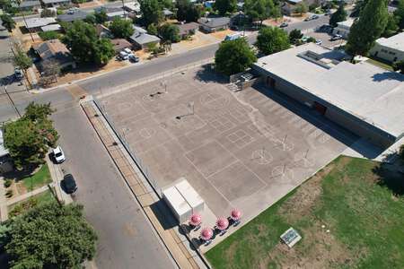 Fremont Elementary School Outdoor Basketball Courts in Fresno