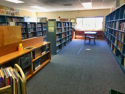 Loma Vista Elementary School Room 18 - Library in Ventura