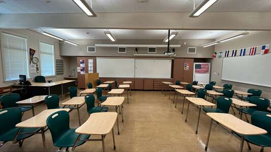 Rio Vista High School Classroom Standard in Rio Vista 3
