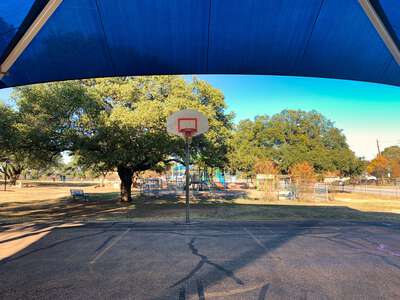 Summitt Elementary School Outdoor Basketball Courts in Austin 2