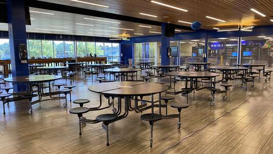 Warren East High School Cafeteria in Bowling Green