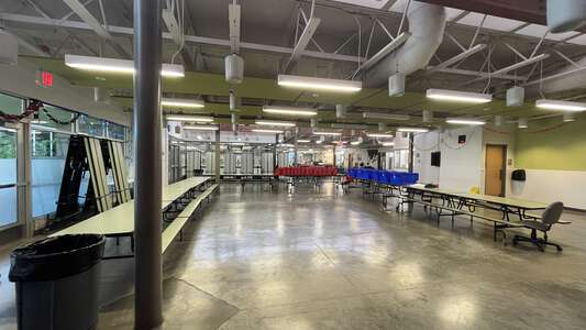Sunnycrest Elementary School Cafeteria in Kent