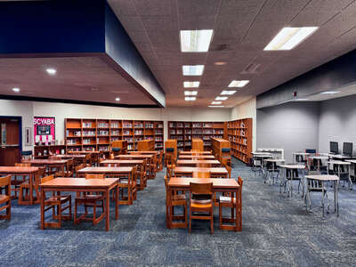 Hanahan High School Media Center in Hanahan