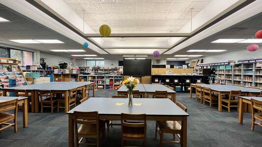 San Jose Elementary School Library (3 hr min) in Jacksonville 2