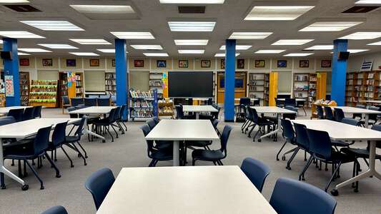 Pleasant Valley Middle School Library in Wichita 2