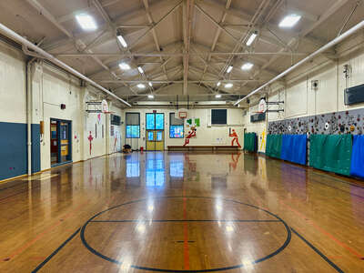 Laurelhurst K-8 School Gym in Portland