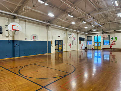 Laurelhurst K-8 School Gym in Portland