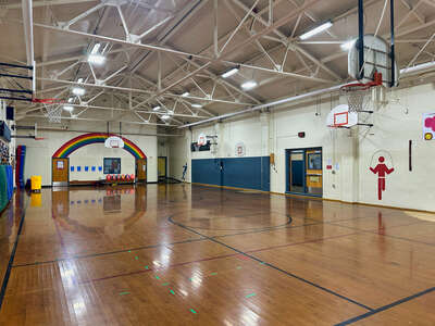 Laurelhurst K-8 School Gym in Portland