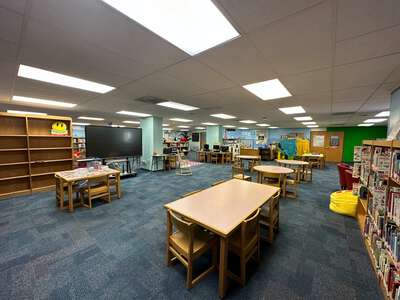 St. Andrew School Library in Panama City