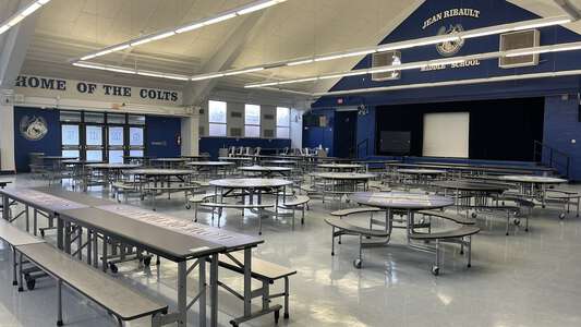 Cafeteria (3 hr min)