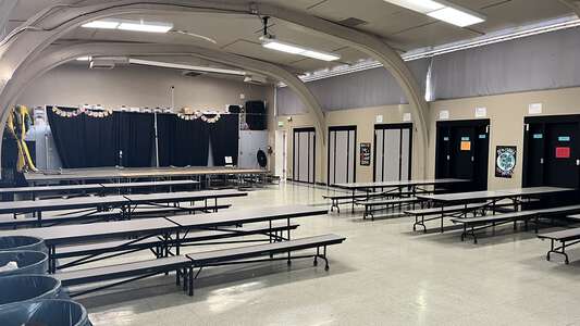 Sierra View Elementary School Multipurpose Room in Chico