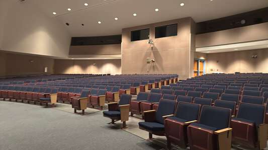 Lake Region High School Auditorium / Theater in Eagle Lake 3