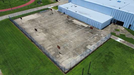 John Ehret High School Outdoor Basketball Courts in Marrero 2