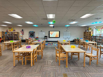 Shannondale Elementary School Library in Knoxville