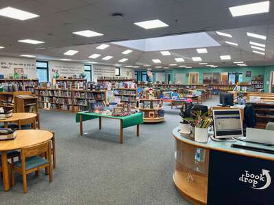 Cook Elementary School Library in Pensacola