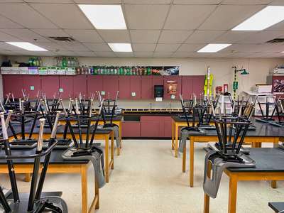 Highland Junior High School Classroom Standard in Mesa