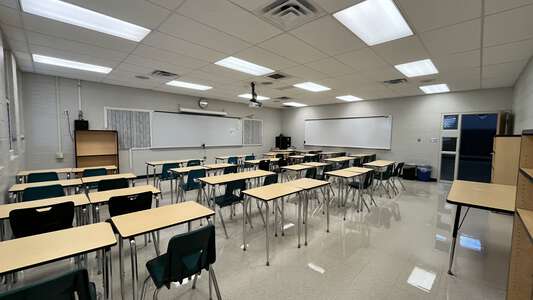 Sunlake High School Classroom Standard in Land O' Lakes 2